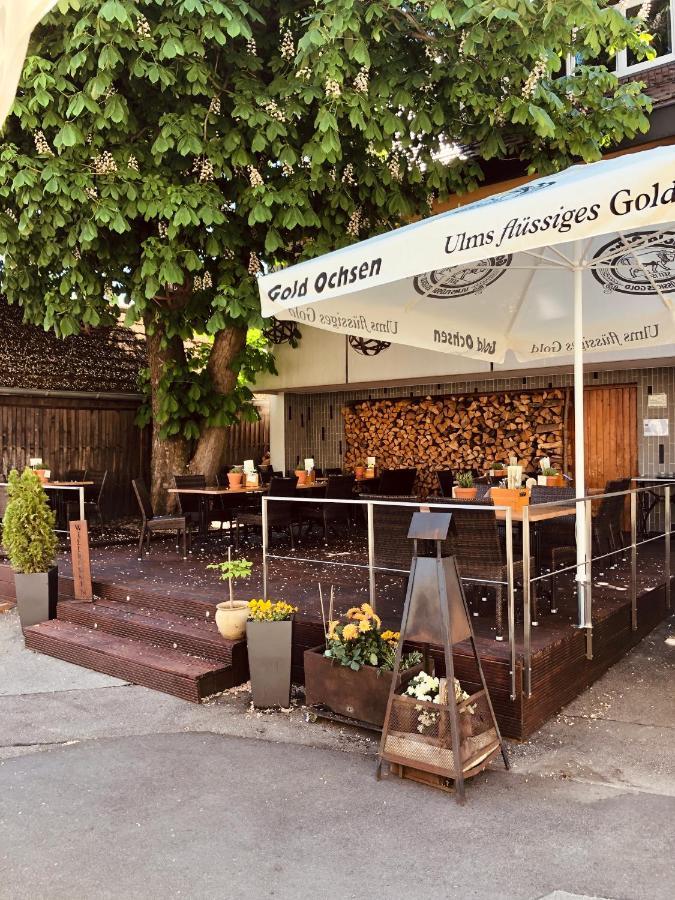 Hotel & Gasthof Loewen Ulm Bagian luar foto